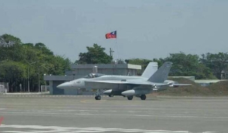 美国战斗机36年来首次降落台湾藏玄机