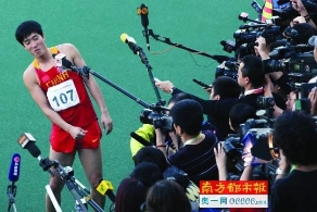 刘翔收入5.35亿 奥运前签14个代言