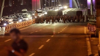土耳其政变美两次不同表态 你注意到了吗
