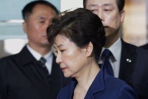 朴槿惠被提起公诉！指控罪名增至18项