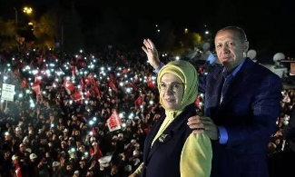 土耳其修宪公投获通过 与欧关系前途未卜