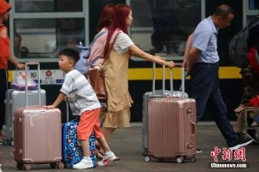 早新闻：北京大兴机场高速已于7月1日通车