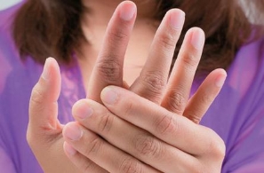 经常性的手指发麻 需要警惕糖尿病和中风