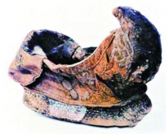 历史轶闻：古代女性热衷用鞋子测吉凶