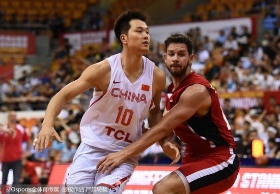 斯杯：中国男篮90-64大胜埃及 名列第三