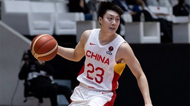 中国男篮对阵巴林12人名单出炉 胡明轩复出周琦无缘