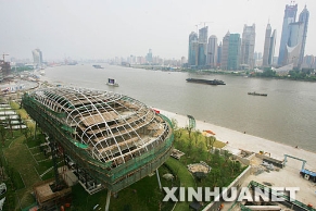 上海港国际客运中心实现结构封顶[组图]