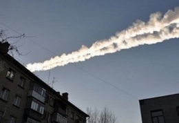 俄罗斯遭陨石撞击 上千人受伤