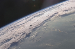 NASA公布惊人太空照 庆《地心引力》横扫奥斯卡奖