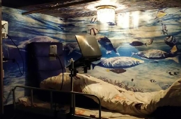 福建一大学男生改造寝室 打造梦幻“海底世界”