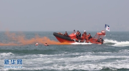 中韩在山东烟台海域举行海上联合搜救演习