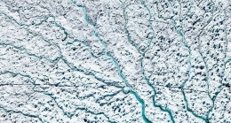 摄影师实拍正在消失的景物：消融的北极冰川