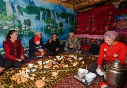 “年”融入新疆冬牧场