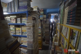 小书屋深藏小区20年 流通旧书百万册