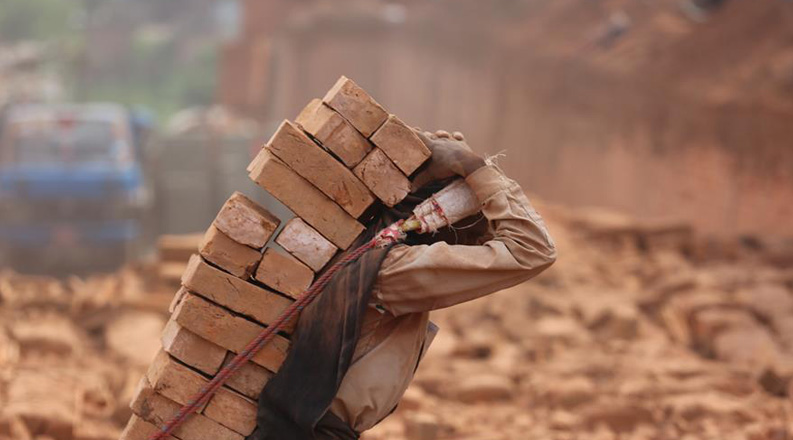 疫情下的尼泊尔红砖厂