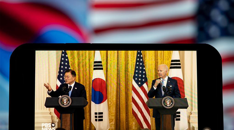 美韩领导人表示愿与朝鲜进行外交接触