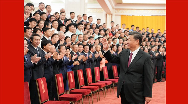 习近平亲切会见中国共产党成立100周年庆祝活动筹办工作各方面代表