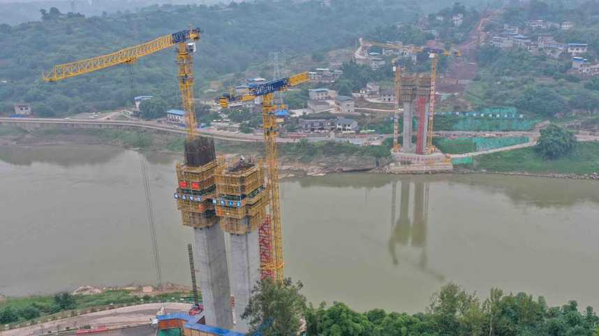 泸州沱江特大桥建设稳步推进