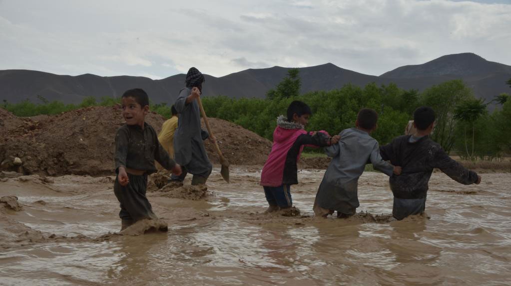 阿富汗多地洪灾致20人丧生