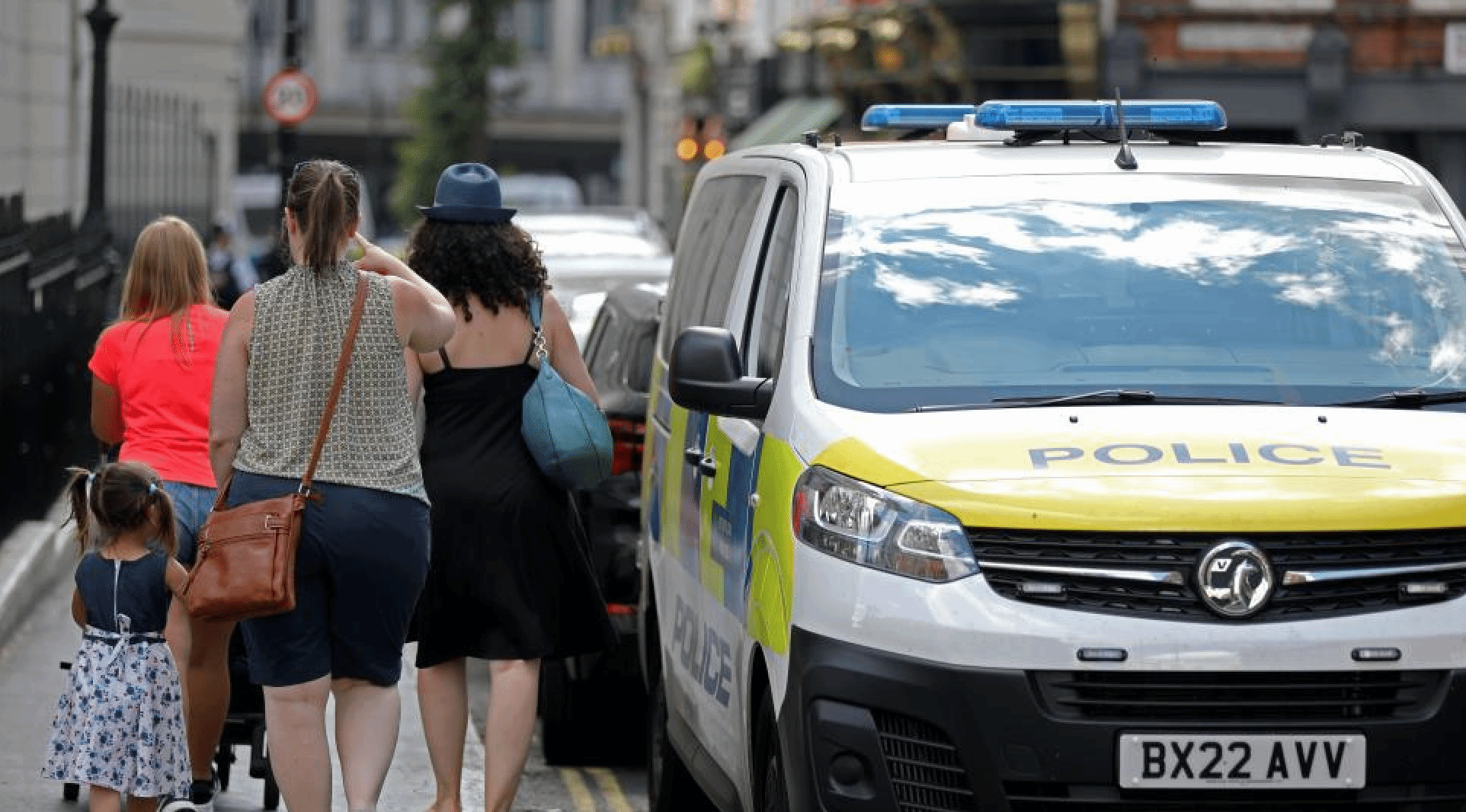 英报告批评伦敦警方对未成年人不当脱衣搜身