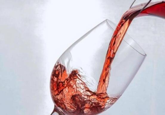 酸酸的葡萄酒 为什么是唯一的碱性酒精饮料