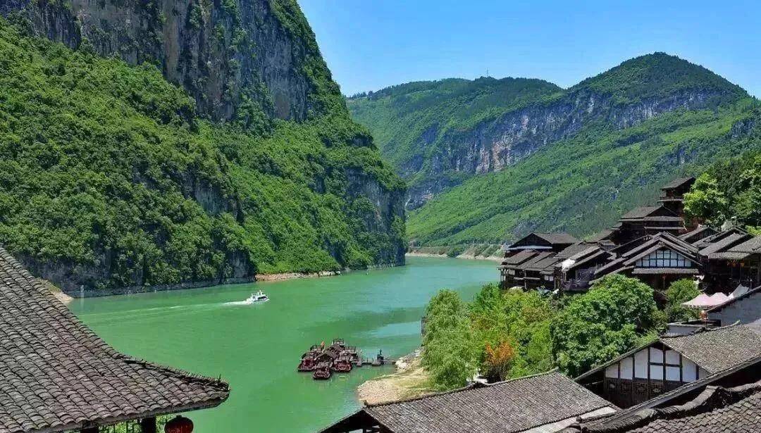 中国令人惊世骇俗的13个大峡谷奇迹 你去过几个
