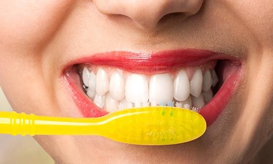 关于刷牙的5个误区 正确刷牙让你保持口气清新