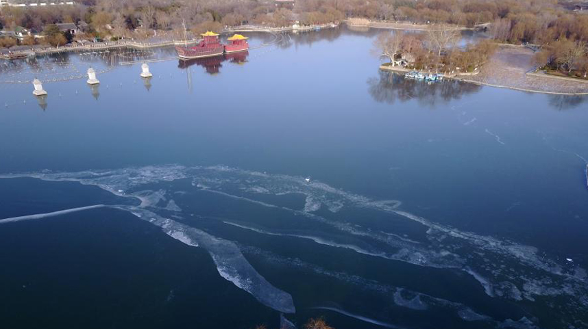 冰封大明湖
