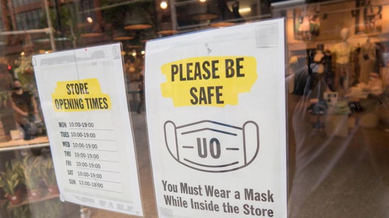 英格兰地区强制公共密闭空间戴面部遮盖物