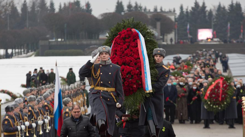 俄罗斯纪念列宁格勒保卫战解除封锁77周年