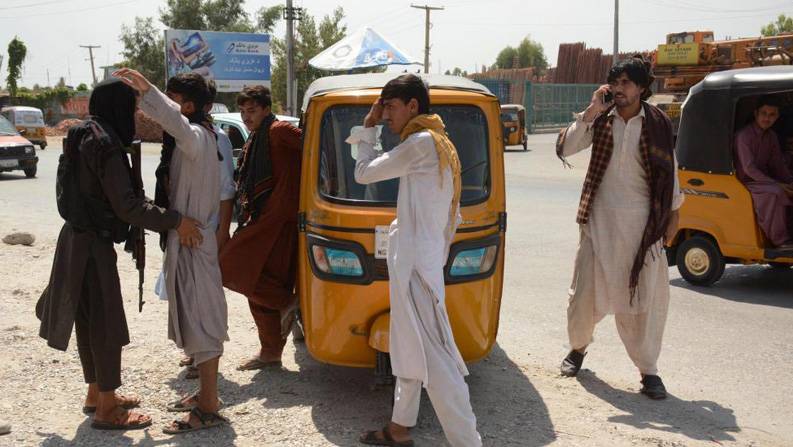 阿富汗：楠格哈尔省街头检查点