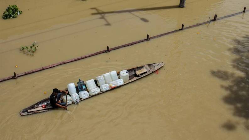 印尼亚齐遭遇洪水