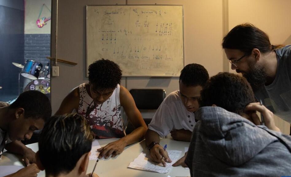 社工项目帮助巴西贫困少年远离暴力