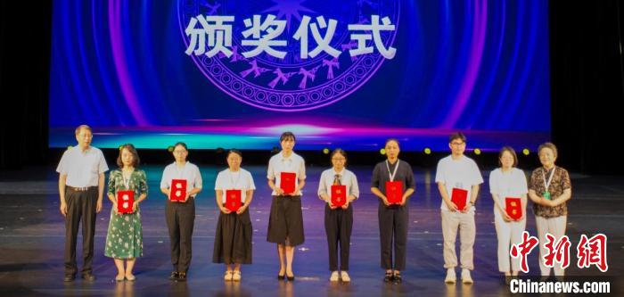 中国自然科学博物馆学会2022年年会青年学者优秀论文奖颁奖仪式。　中国科技馆 供图