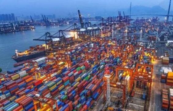前8月进出口规模占外贸总值52.9% 民营企业成稳外贸主力