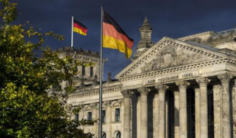 示威者冲击国会大厦 德国多名政要严辞谴责