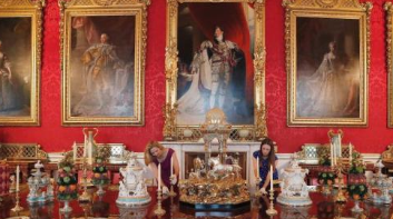 白金汉宫内贼偷10万英镑物品 被判入狱8个月