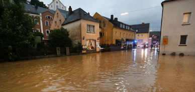 德国多地遭遇洪水侵袭 境内多条河流水位暴涨