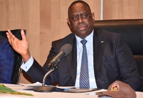 塞内加尔总统表示愿继续推动塞中两国合作