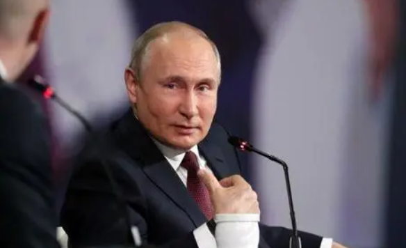 俄总统普京签署废止《开放天空条约》的法令