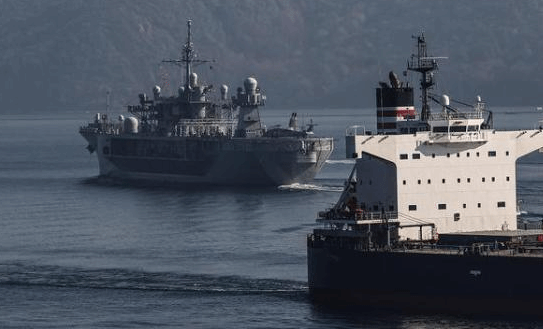 俄军方采取一系列行动 监视美国海军在黑海的活动