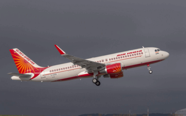 一架意大利至印度航班上125名乘客新冠检测呈阳性