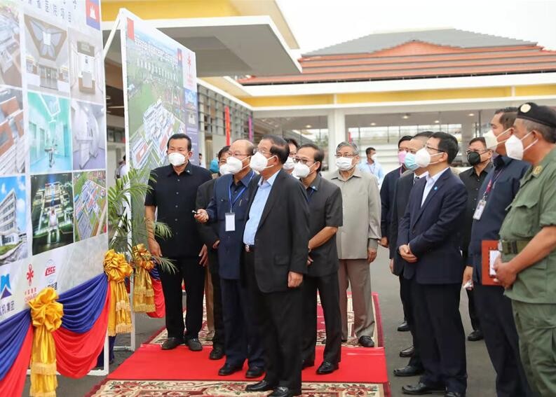 柬埔寨首相洪森出席特本克蒙中柬友谊医院启用仪式