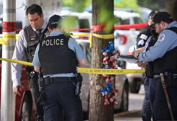 美国芝加哥发生一起大规模枪击案 致7人重伤