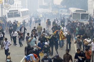 斯里兰卡抗议者决定撤出政府大楼 总统仍未提交辞职信