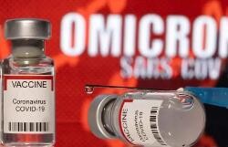 英国批准可针对奥密克戎毒株的二价新冠疫苗