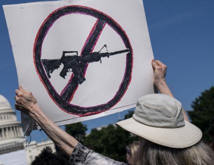 枪支暴力成为笼罩美国社会的深深“恐惧”