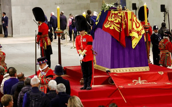 英女王葬礼前夕 英国王感谢世界各地的支持和慰问