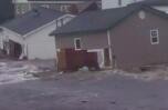 飓风“菲奥娜”袭击加拿大东部地区 部分房屋倒塌
