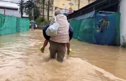 再遇强降雨泰国多地水患加剧 总理下令加速援助灾民